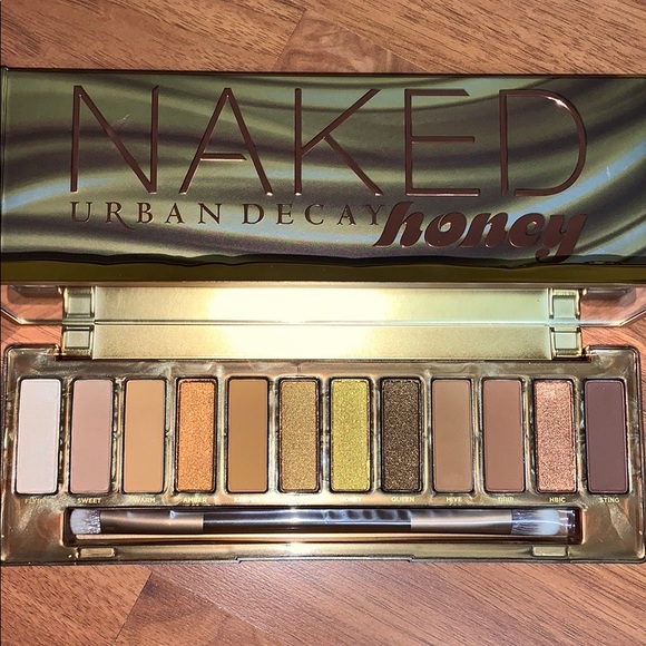 Urban Decay | Makeup | Nwt Urban Decay Naked Honey Palette | Poshmark